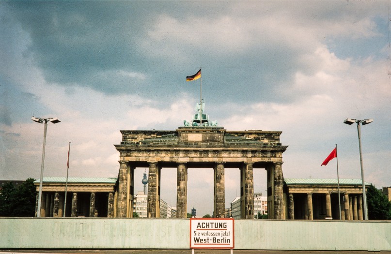 Berlin, Achtung
