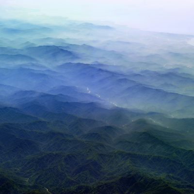 GEO ART - foggy mountain forest